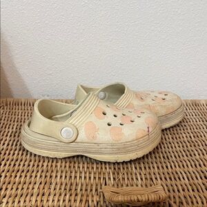 Kids Cream and Pink Apple clogs toddler